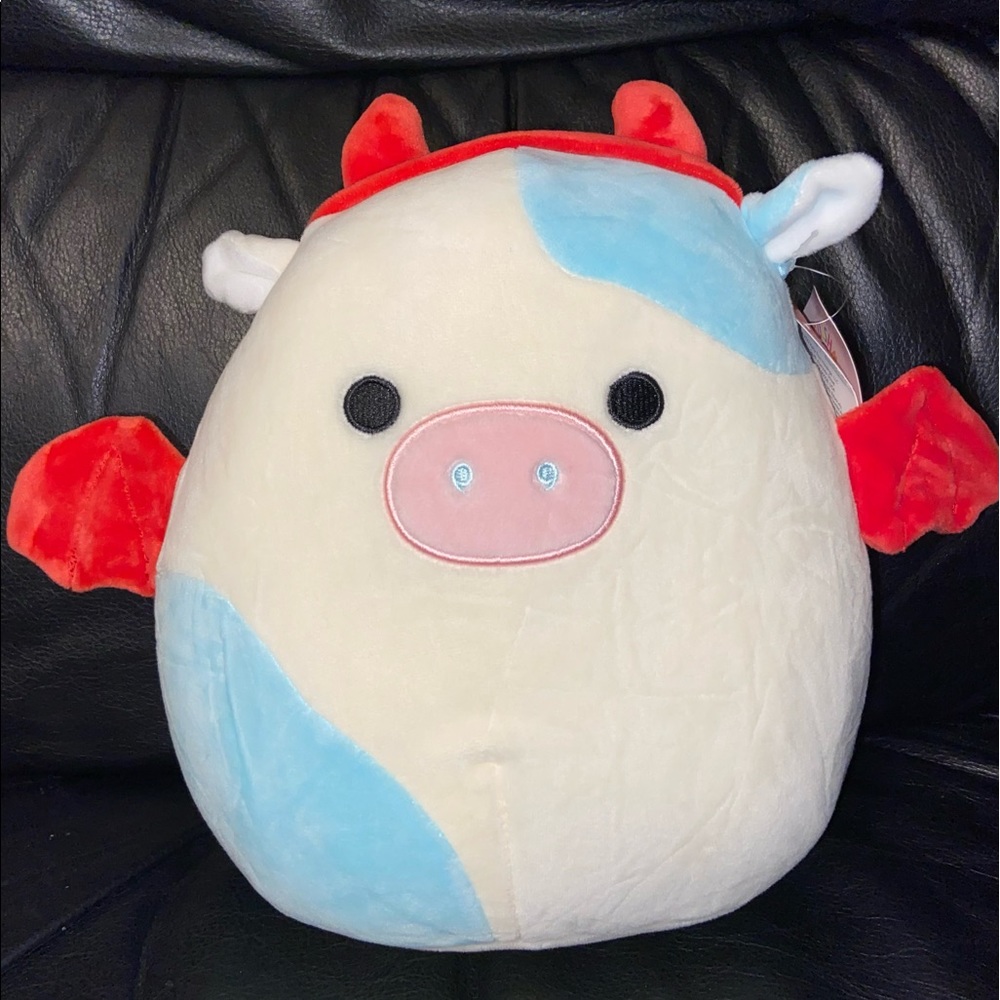 Belana Devil Cow Squishmallow 8” BNWT